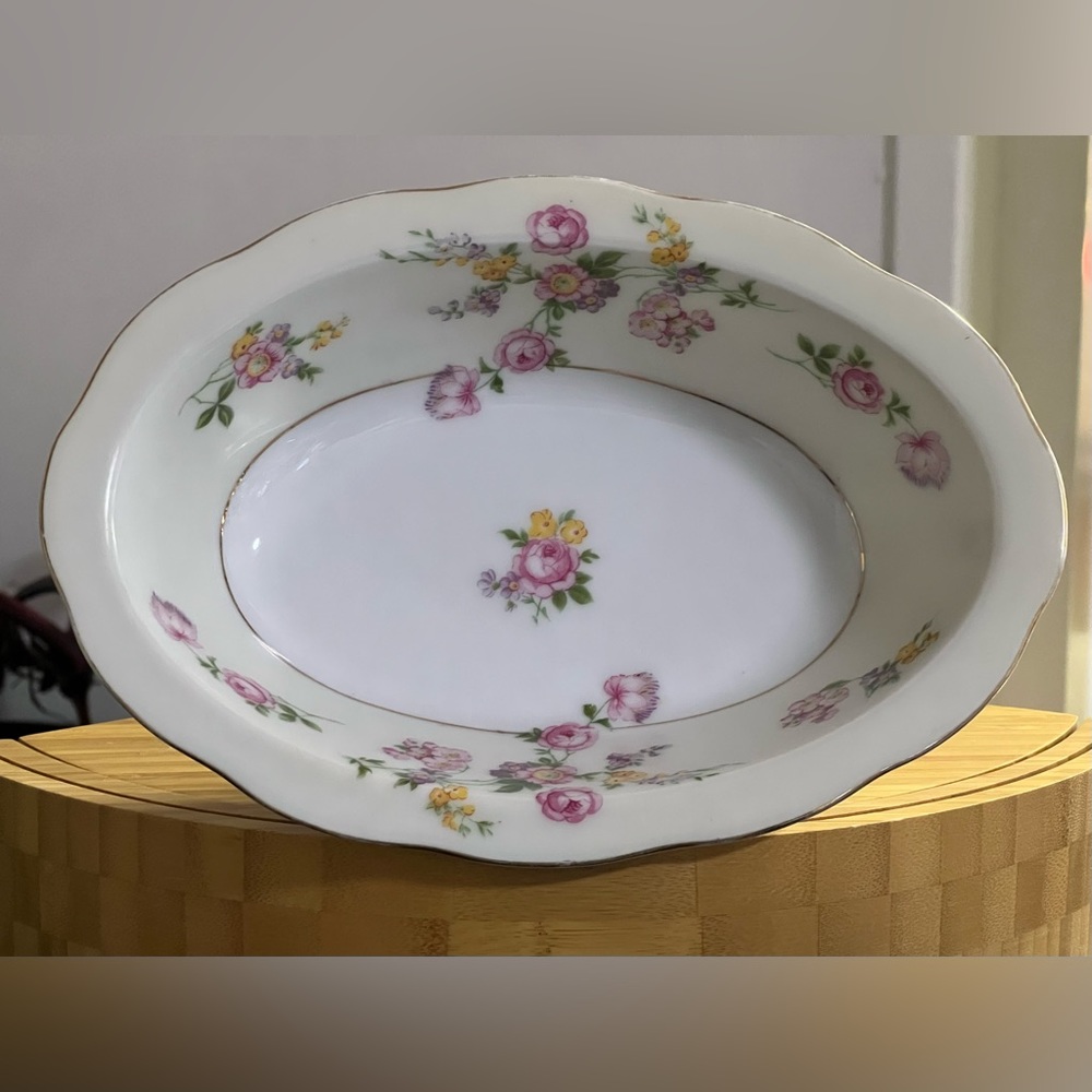 Vintage  Baronet  Sylvia Oval Vegetable Serving  Bowl 10”Bohemia Czechoslovakia